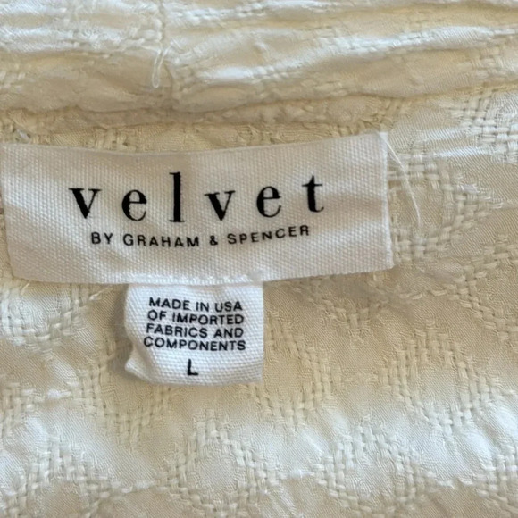 Velvet by Graham & Spencer Faux Wrap Top Women’s Cream Size L - Picture 3 of 7